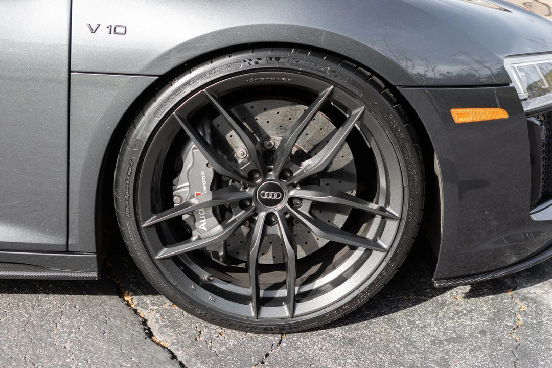 2017 Audi 4S R8 - Image 25 of 31