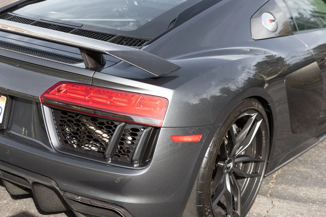 2017 Audi 4S R8 - Image 12 of 31