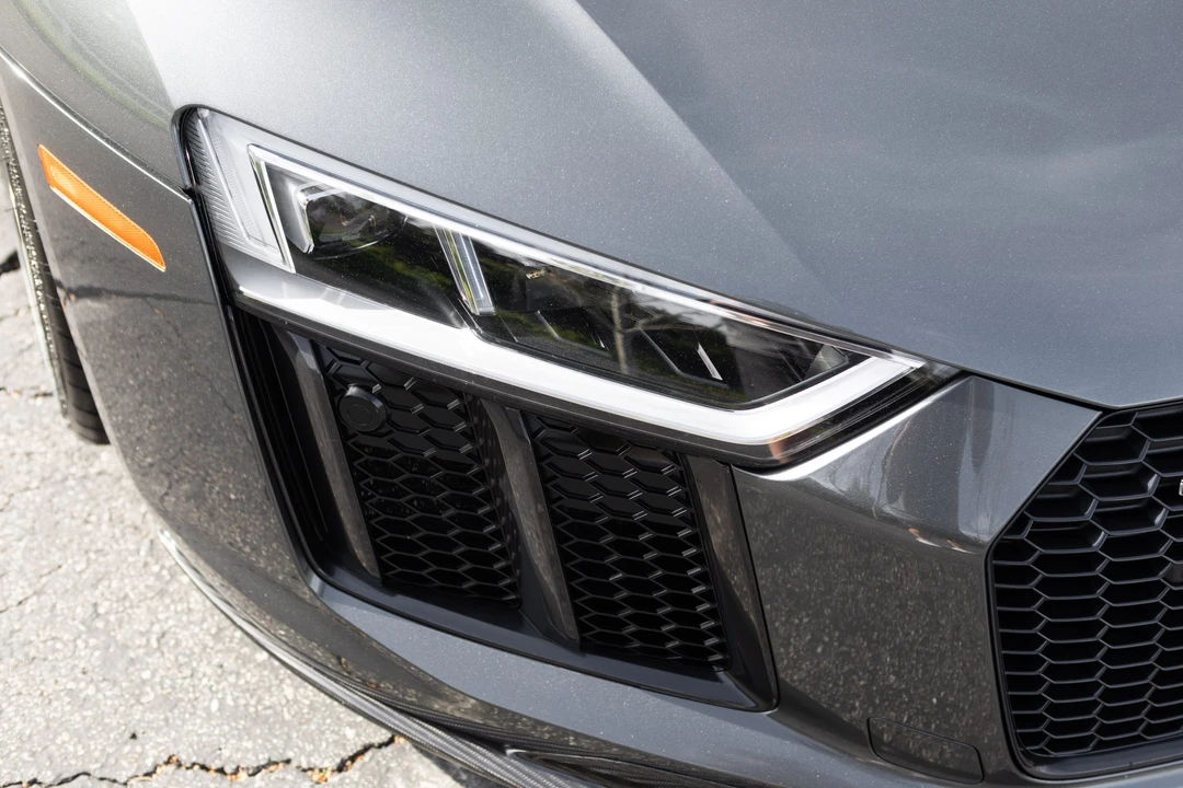 2017 Audi 4S R8 - Image 9 of 31
