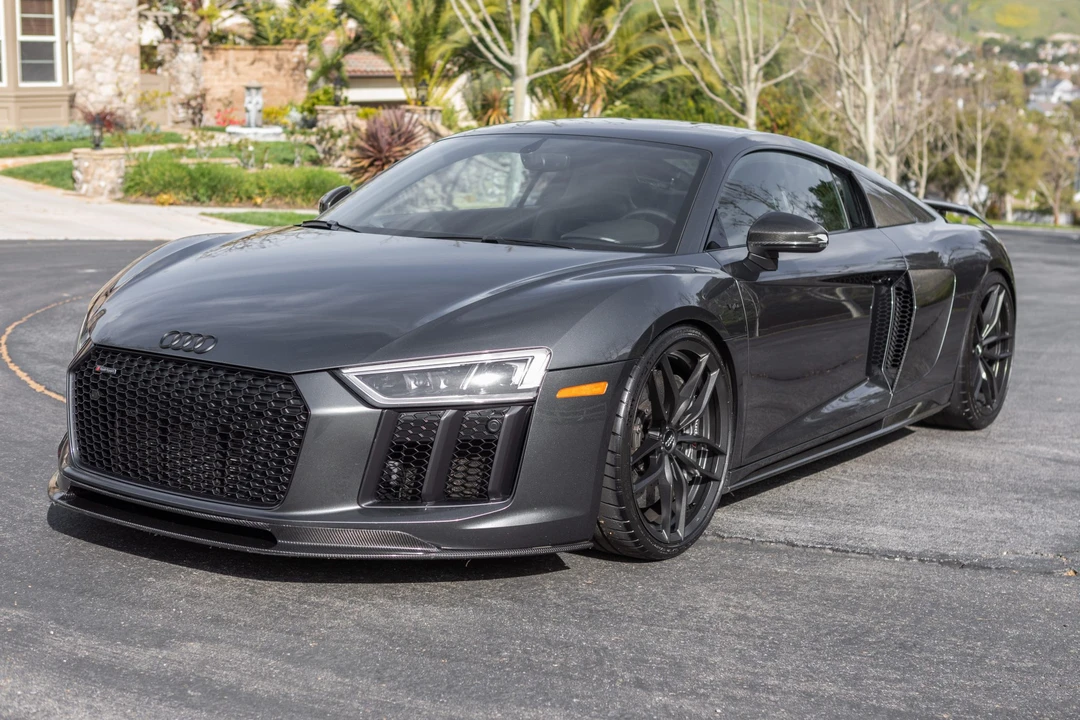 2017 Audi 4S R8 - Image 2 of 31