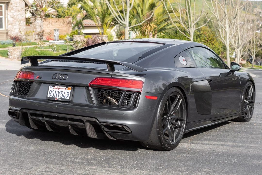 2017 Audi 4S R8 - Image 5 of 31