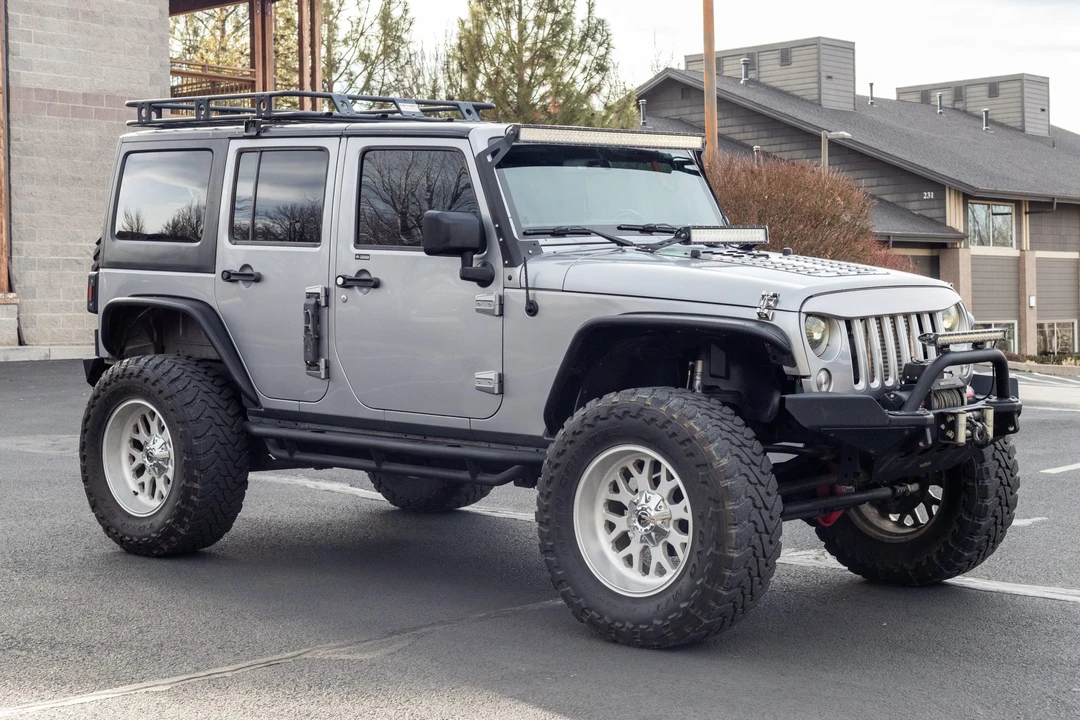 2017 Jeep JK Wrangler - Image 2 of 31