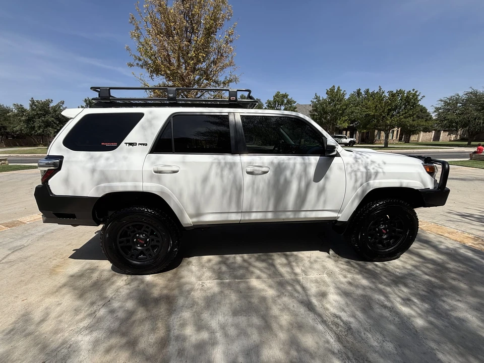 2017 Toyota 4Runner 5th Gen - Image 7 of 31