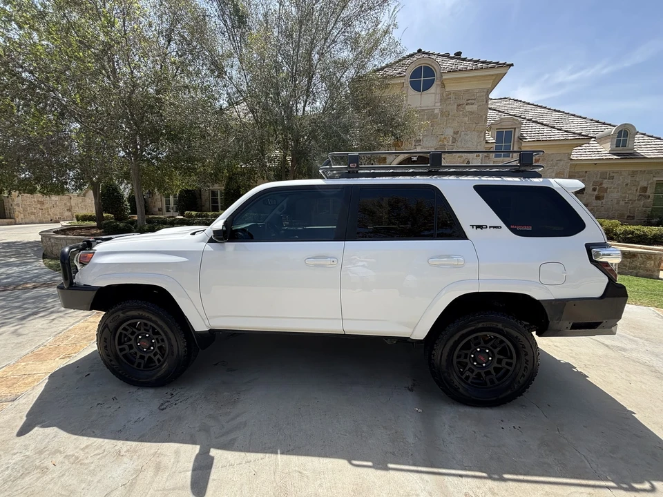 2017 Toyota 4Runner 5th Gen - Image 12 of 31