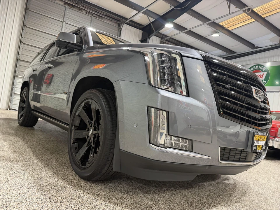 2018 Cadillac Escalade 4th Gen - Image 27 of 31