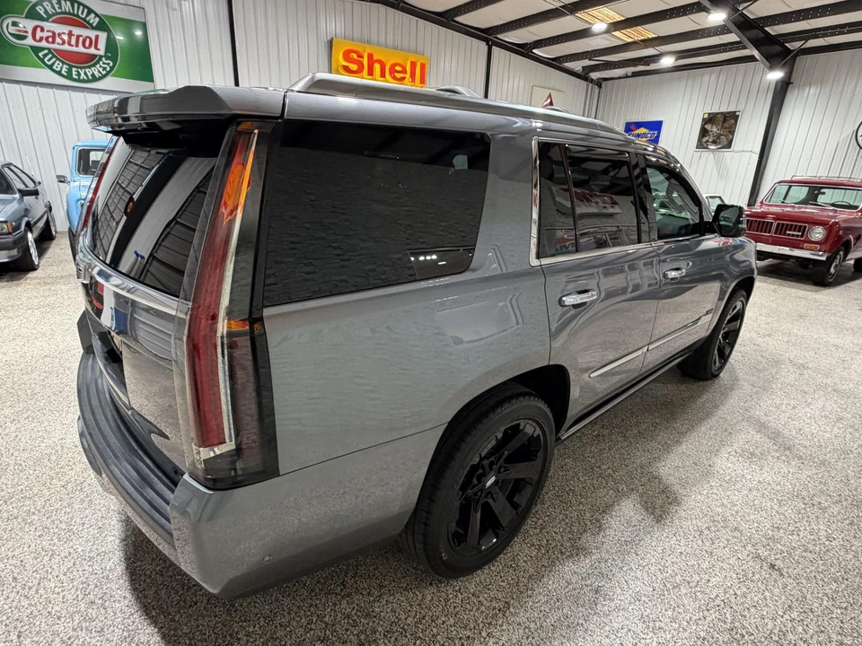 2018 Cadillac Escalade 4th Gen - Image 18 of 31