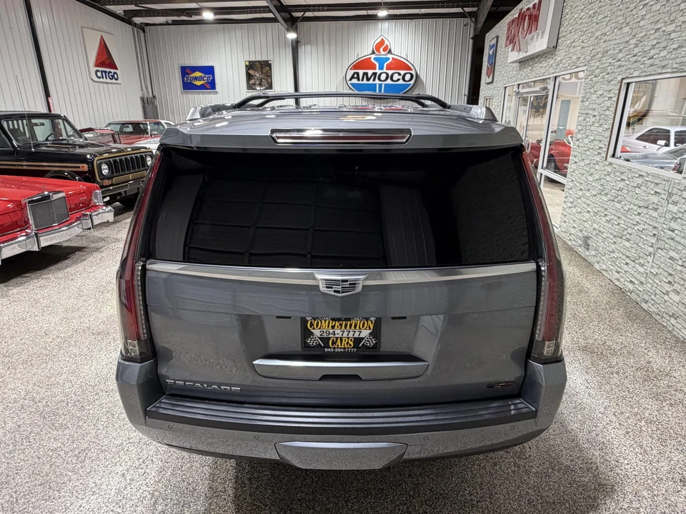 2018 Cadillac Escalade 4th Gen - Image 14 of 31