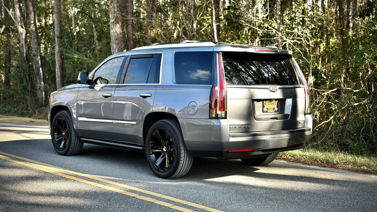 2018 Cadillac Escalade 4th Gen - Image 18 of 31