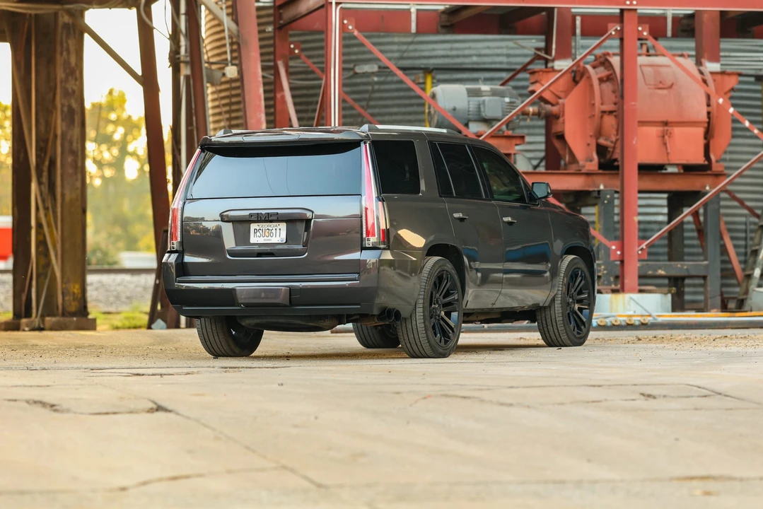 2018 GMC Yukon 4th Gen - Image 23 of 31