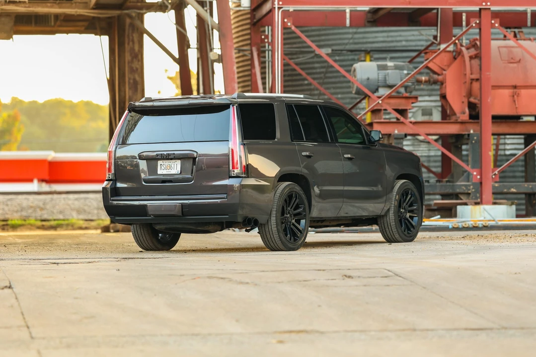 2018 GMC Yukon 4th Gen - Image 22 of 31