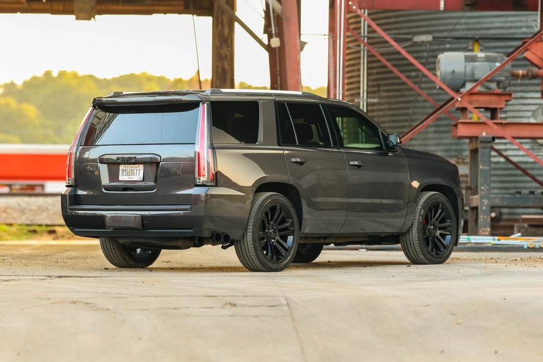2018 GMC Yukon 4th Gen - Image 20 of 31