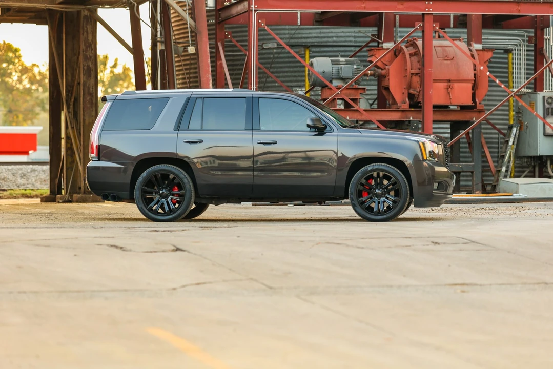 2018 GMC Yukon 4th Gen - Image 18 of 31