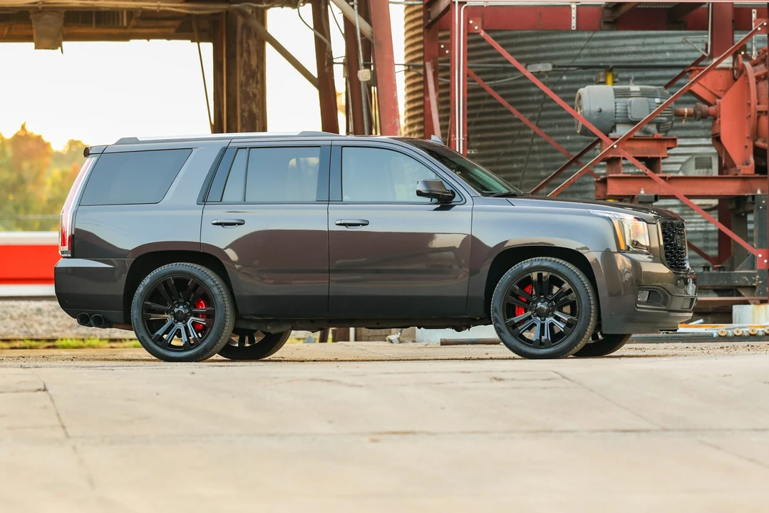 2018 GMC Yukon 4th Gen - Image 16 of 31