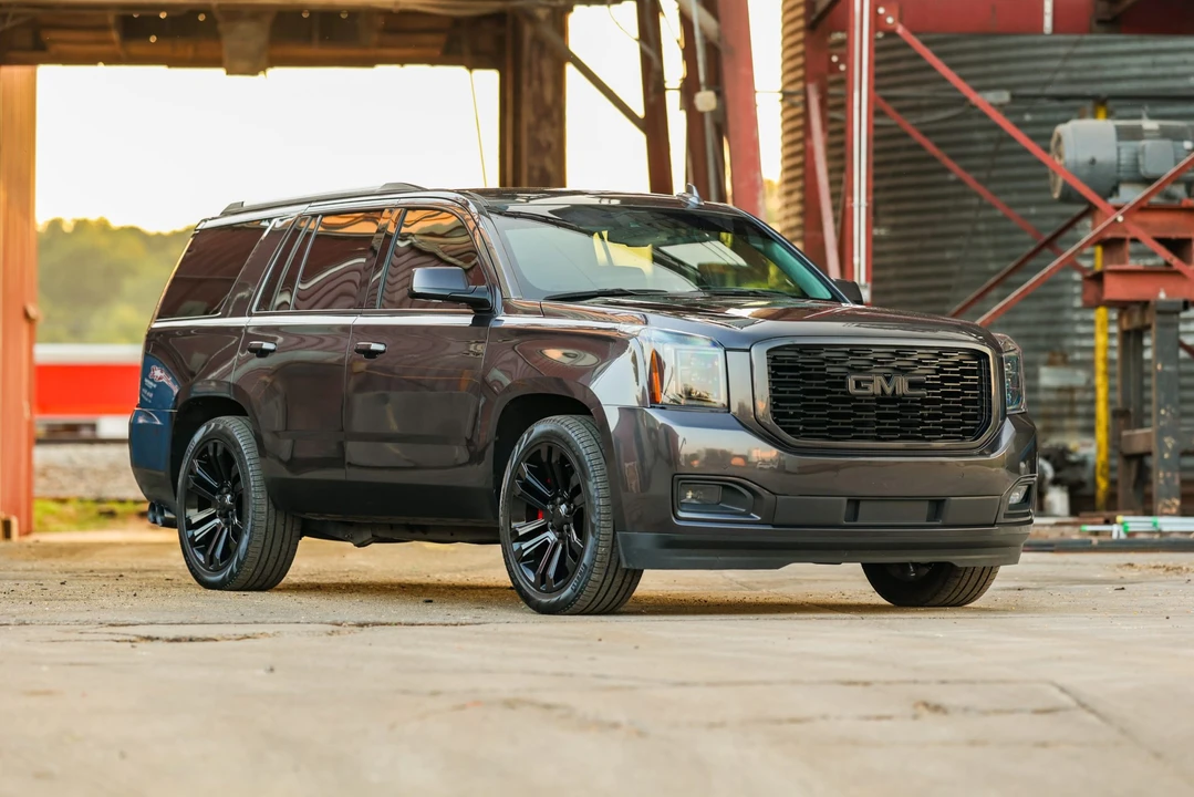 2018 GMC Yukon 4th Gen - Image 15 of 31