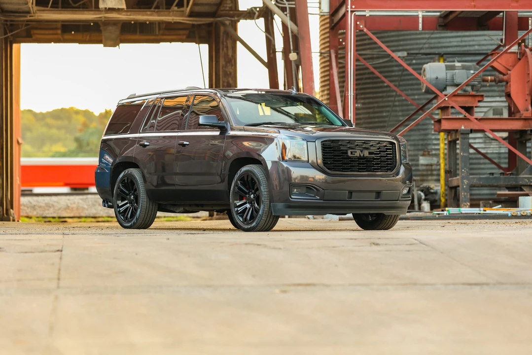 2018 GMC Yukon 4th Gen - Image 13 of 31