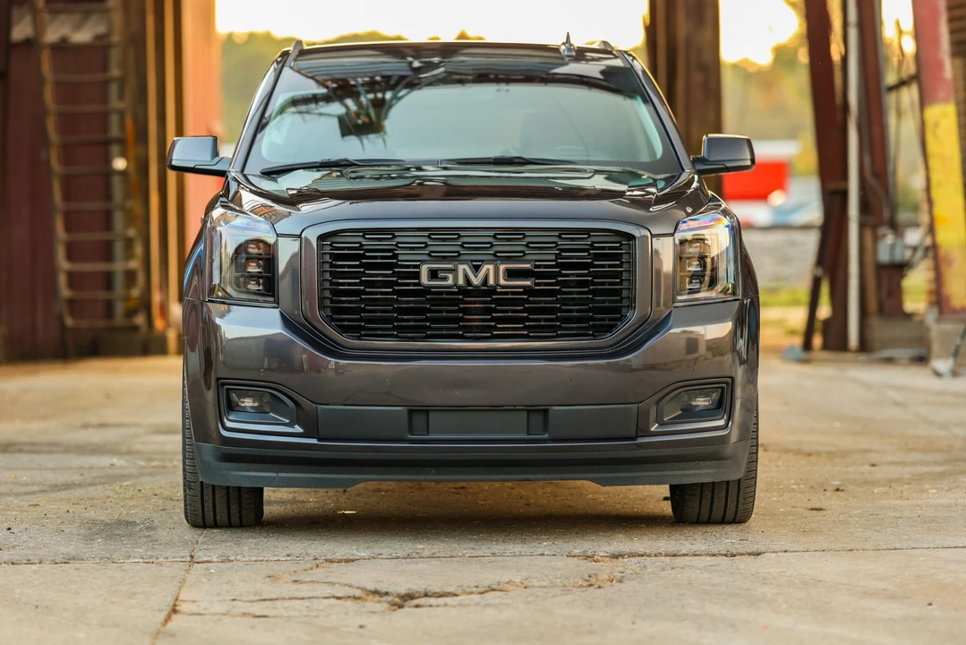 2018 GMC Yukon 4th Gen - Image 6 of 31