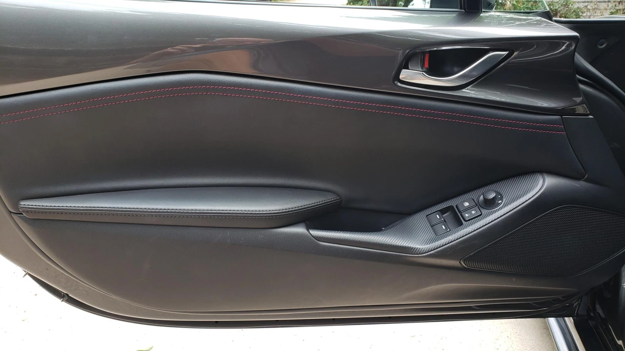 2018 Mazda ND MX-5 Miata - Image 28 of 31