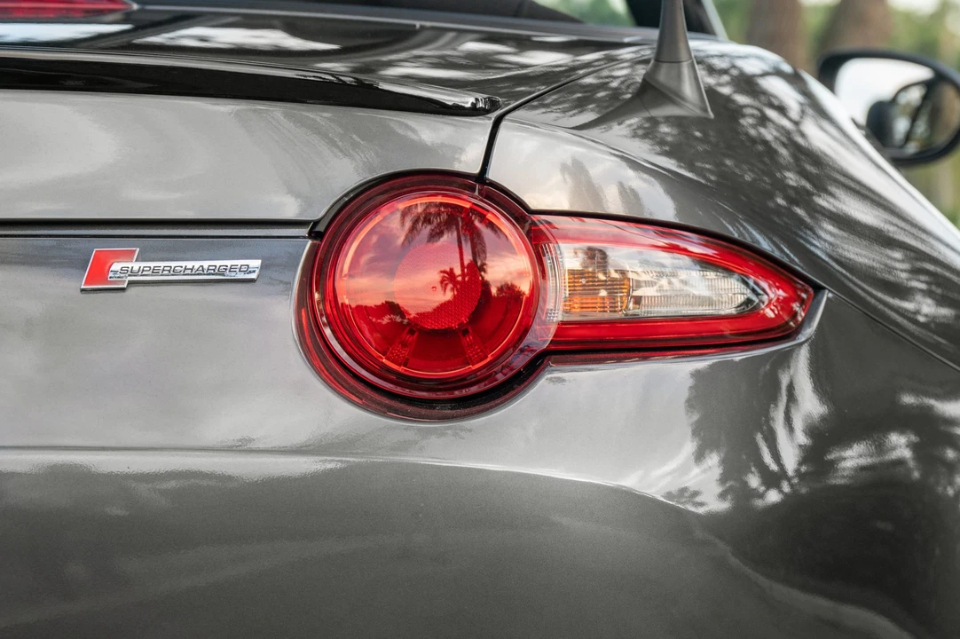 2018 Mazda ND MX-5 Miata - Image 17 of 31