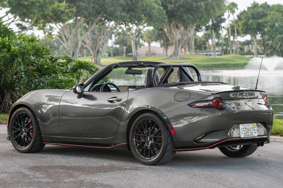2018 Mazda ND MX-5 Miata - Image 4 of 31