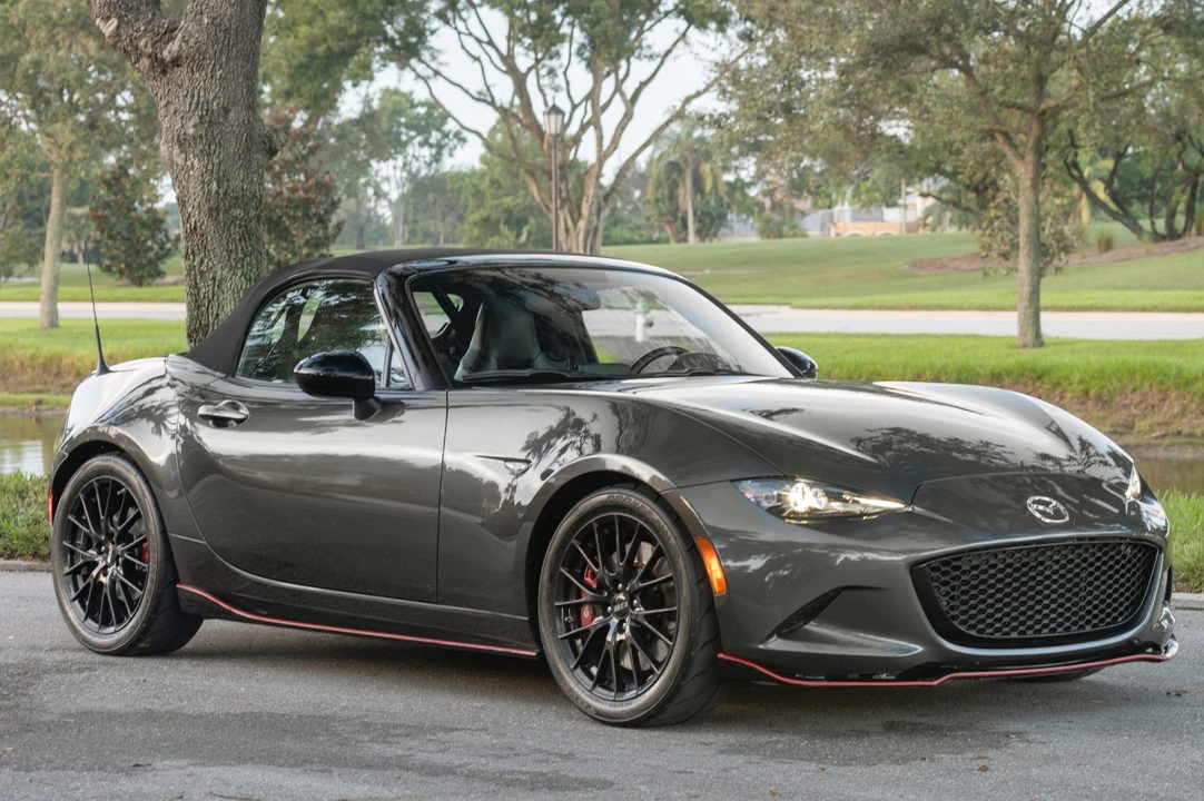 2018 Mazda ND MX-5 Miata - Image 9 of 31