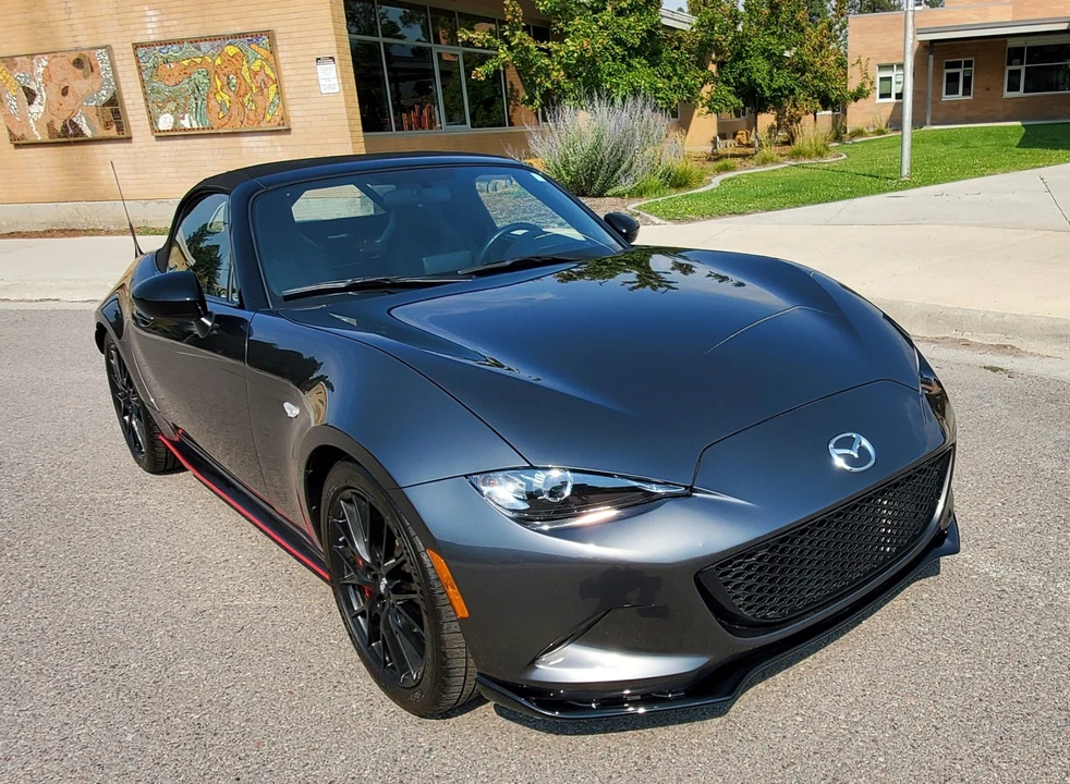 2018 Mazda ND MX-5 Miata - Image 19 of 31