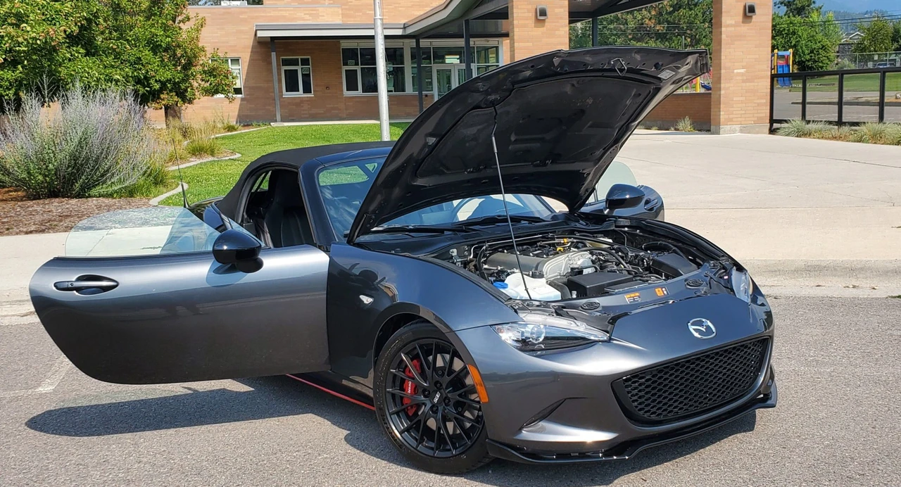 2018 Mazda ND MX-5 Miata - Image 26 of 31