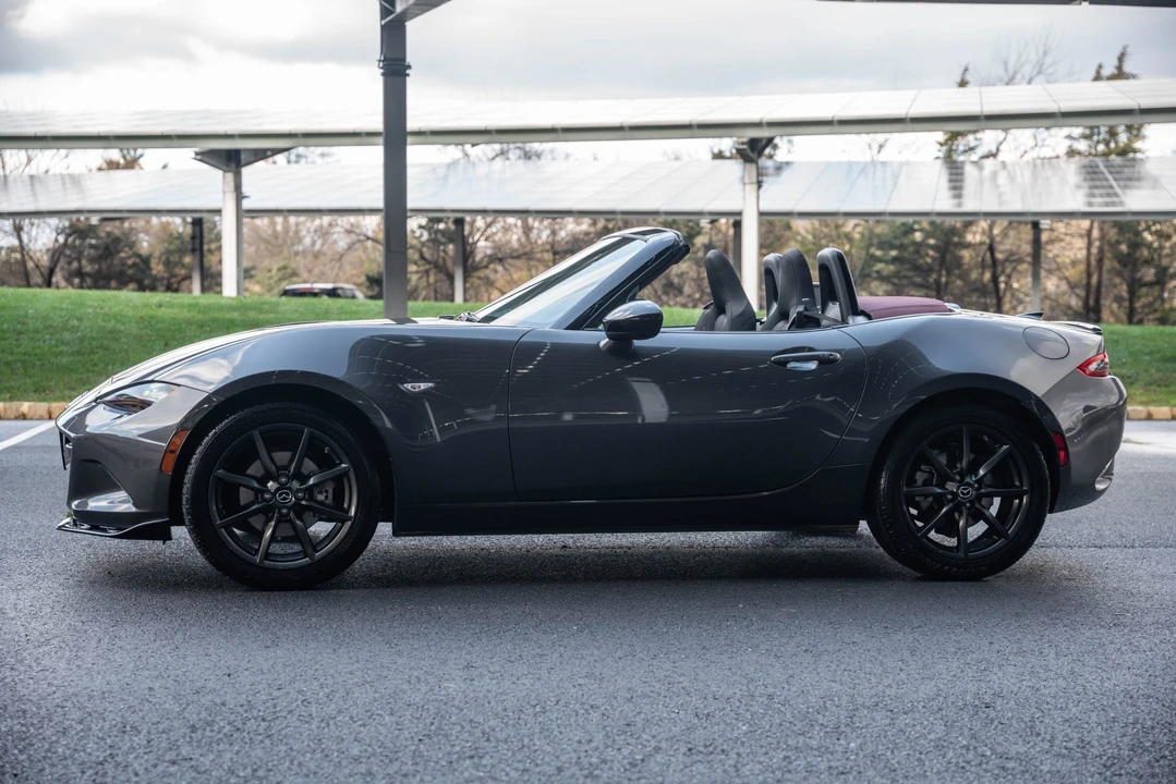 2018 Mazda ND MX-5 Miata - Image 12 of 31