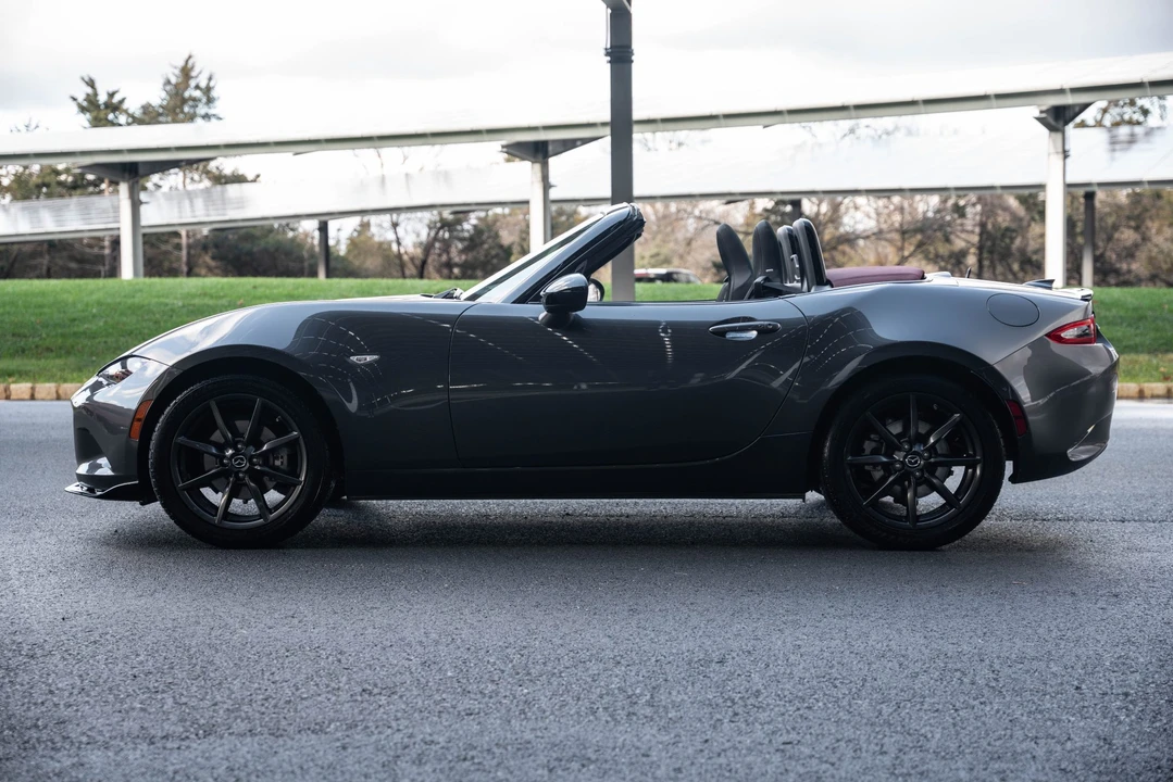 2018 Mazda ND MX-5 Miata - Image 13 of 31
