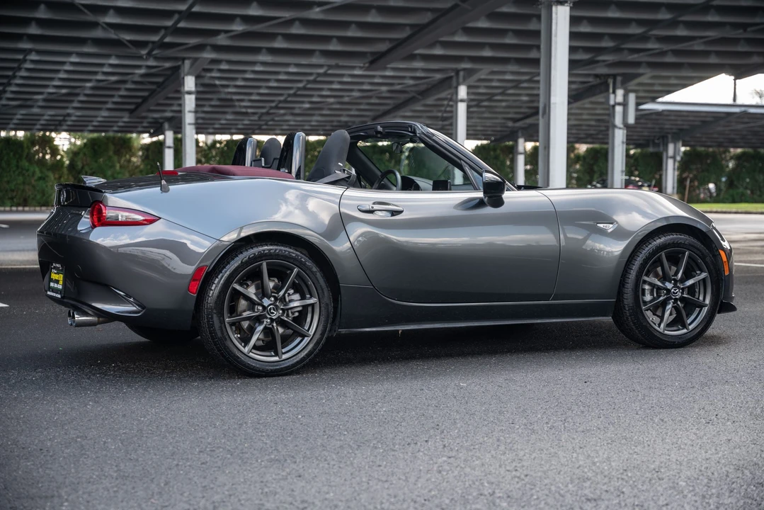 2018 Mazda ND MX-5 Miata - Image 25 of 31