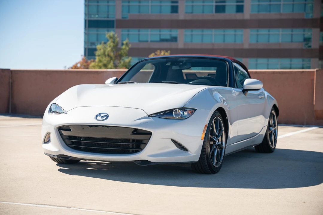 2018 Mazda ND MX-5 Miata - Image 9 of 31