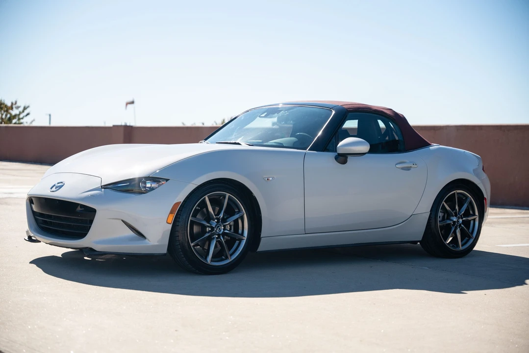 2018 Mazda ND MX-5 Miata - Image 11 of 31