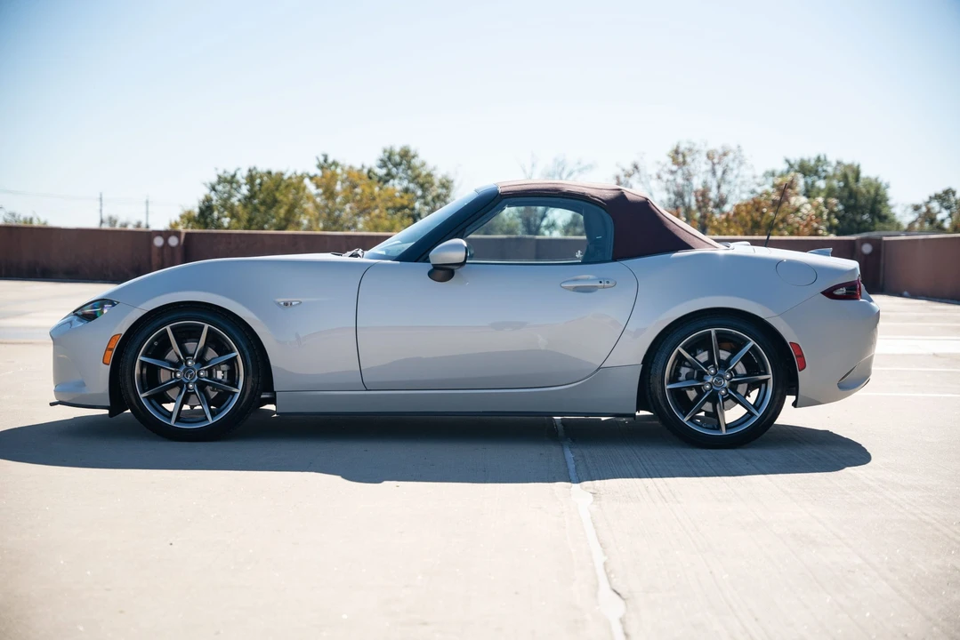 2018 Mazda ND MX-5 Miata - Image 15 of 31