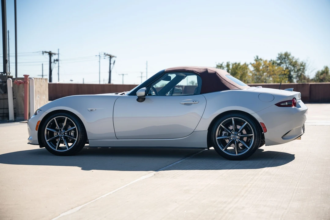 2018 Mazda ND MX-5 Miata - Image 16 of 31