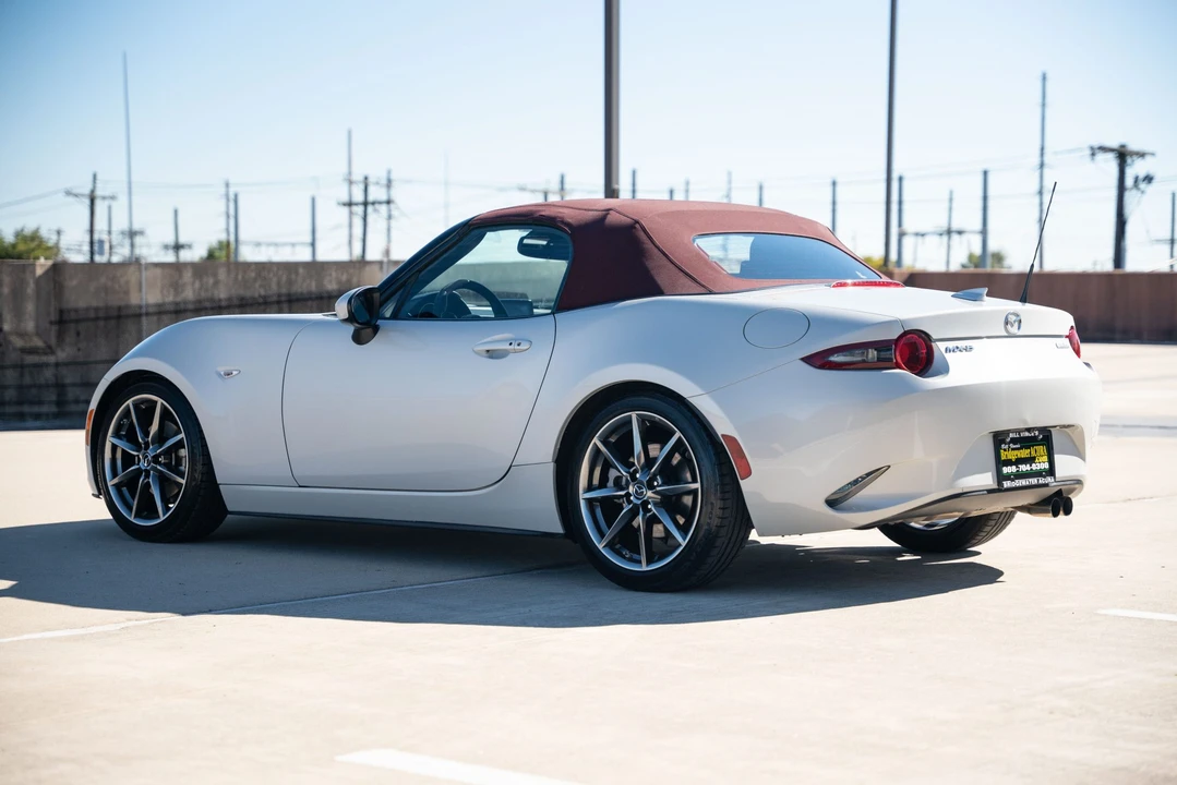 2018 Mazda ND MX-5 Miata - Image 18 of 31