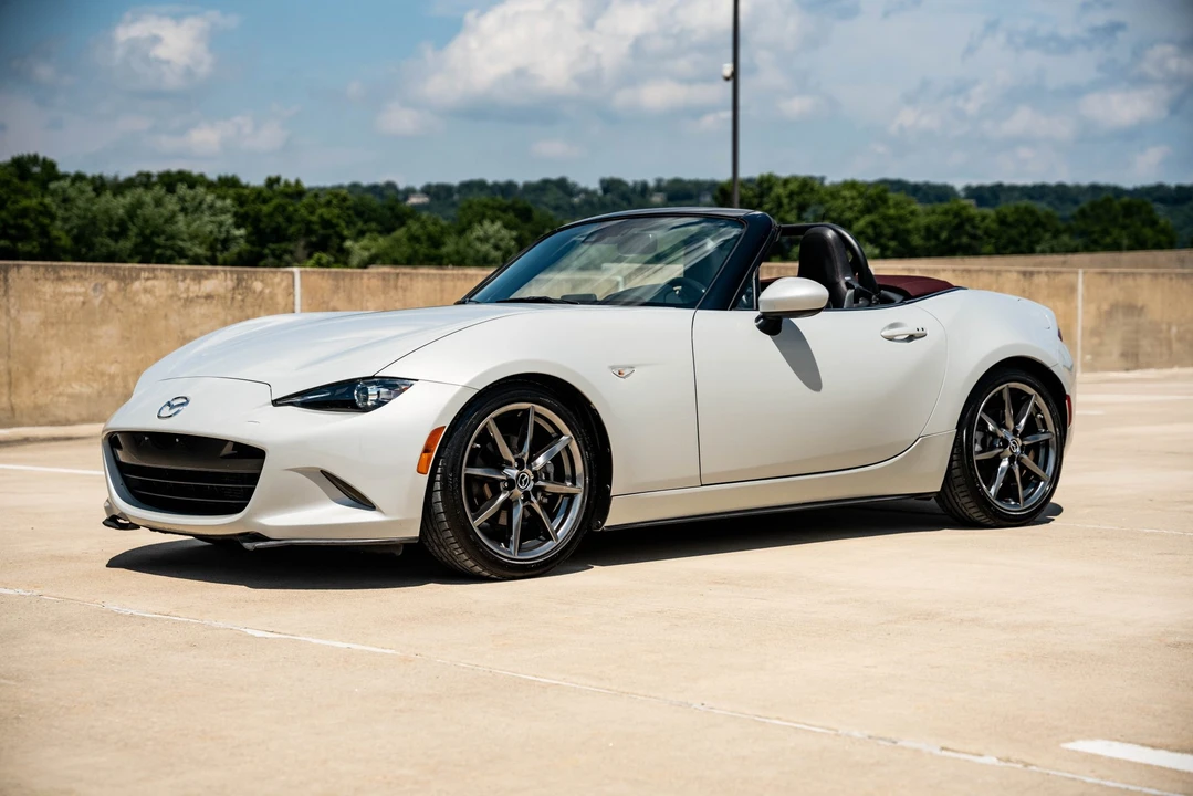 2018 Mazda ND MX-5 Miata - Image 25 of 31