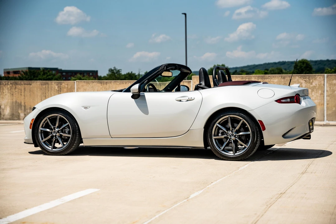 2018 Mazda ND MX-5 Miata - Image 21 of 31
