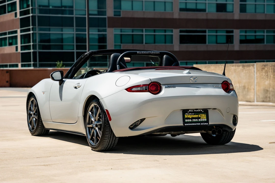 2018 Mazda ND MX-5 Miata - Image 19 of 31