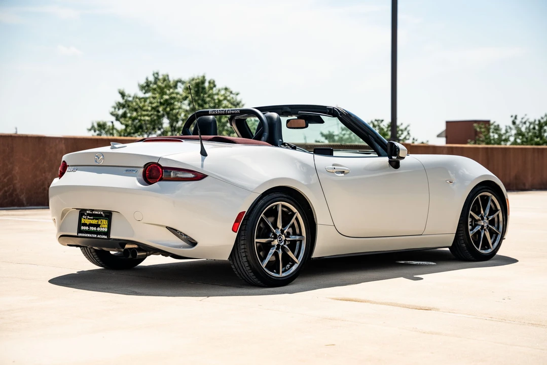 2018 Mazda ND MX-5 Miata - Image 13 of 31