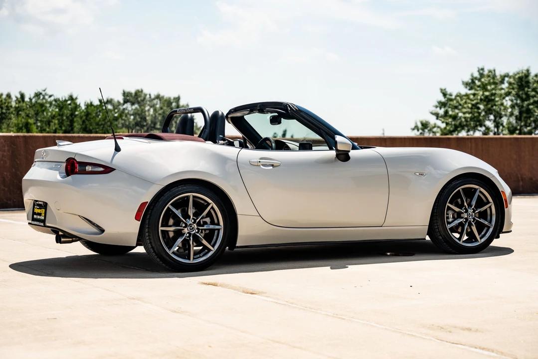 2018 Mazda ND MX-5 Miata - Image 12 of 31