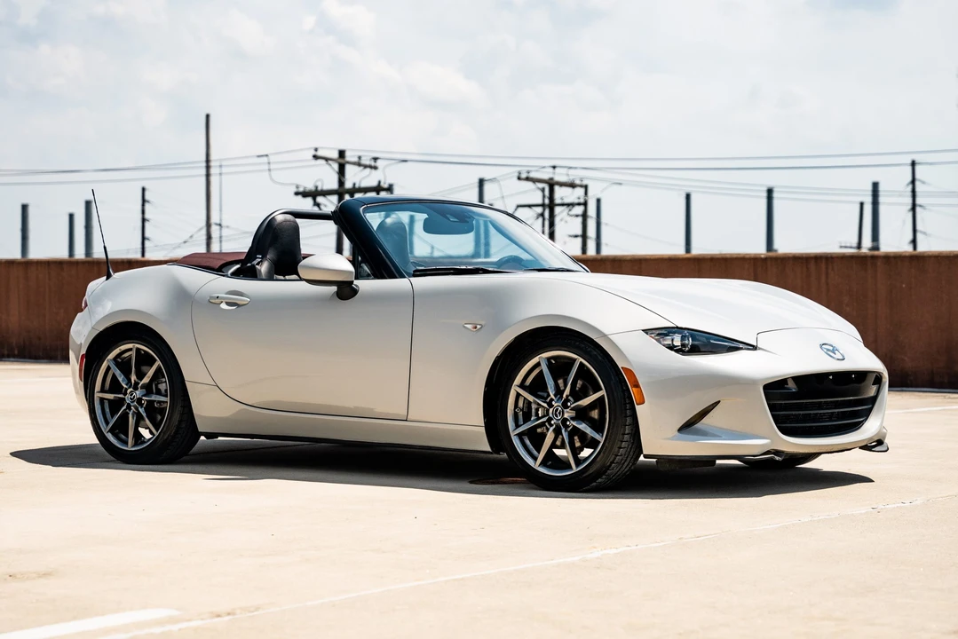 2018 Mazda ND MX-5 Miata - Image 8 of 31