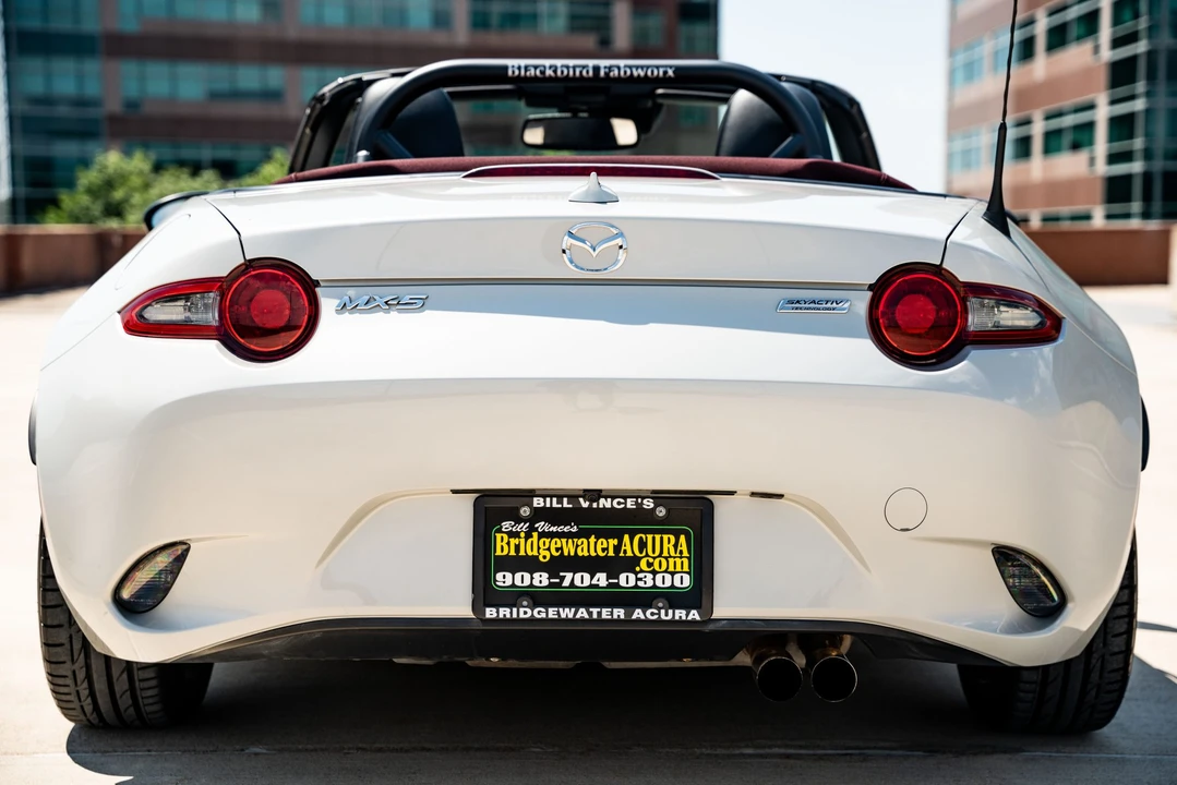2018 Mazda ND MX-5 Miata - Image 17 of 31