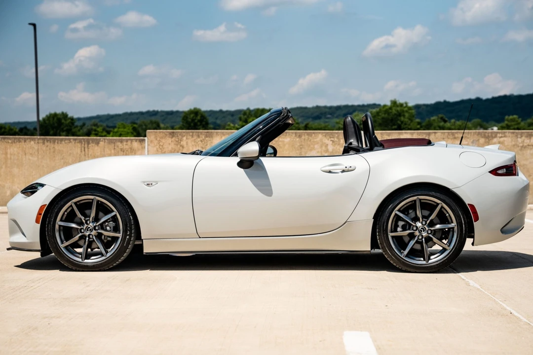 2018 Mazda ND MX-5 Miata - Image 22 of 31