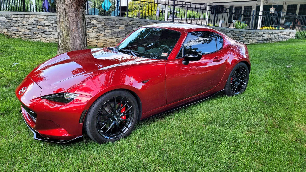 2018 Mazda ND MX-5 Miata - Image 17 of 31
