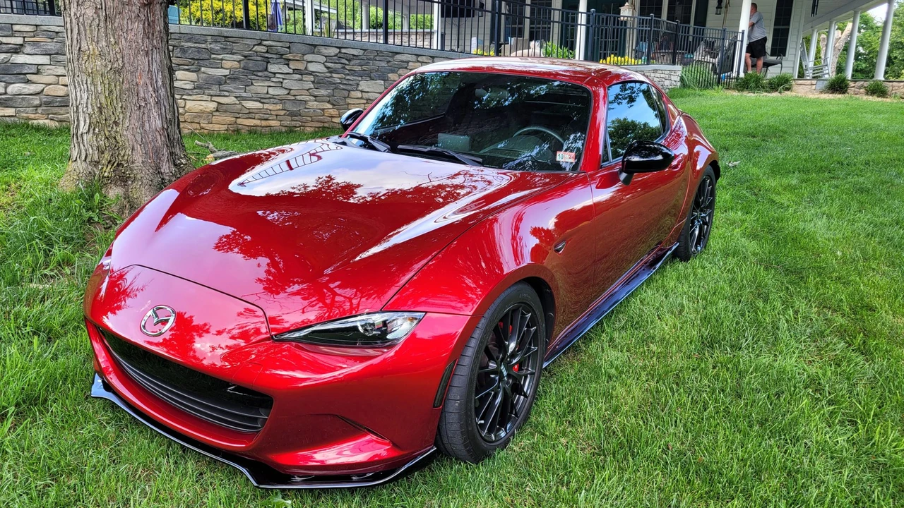2018 Mazda ND MX-5 Miata - Image 16 of 31