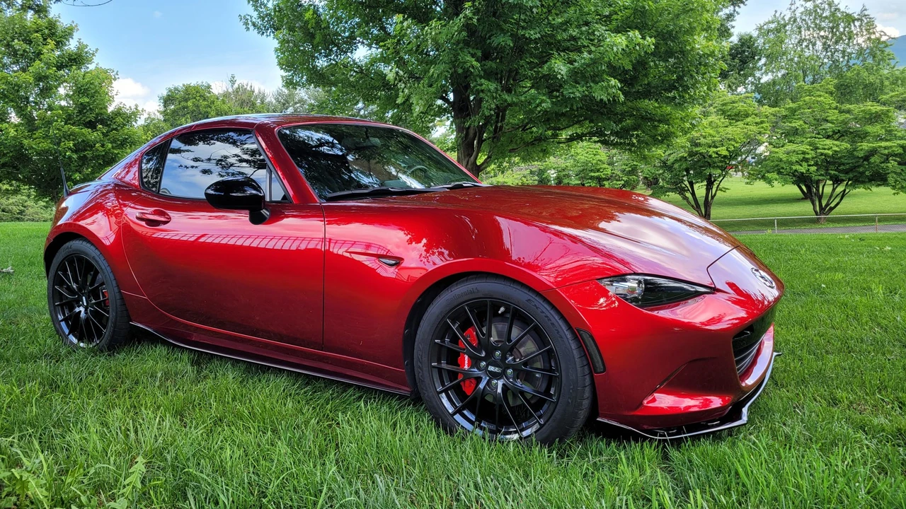2018 Mazda ND MX-5 Miata - Image 2 of 31