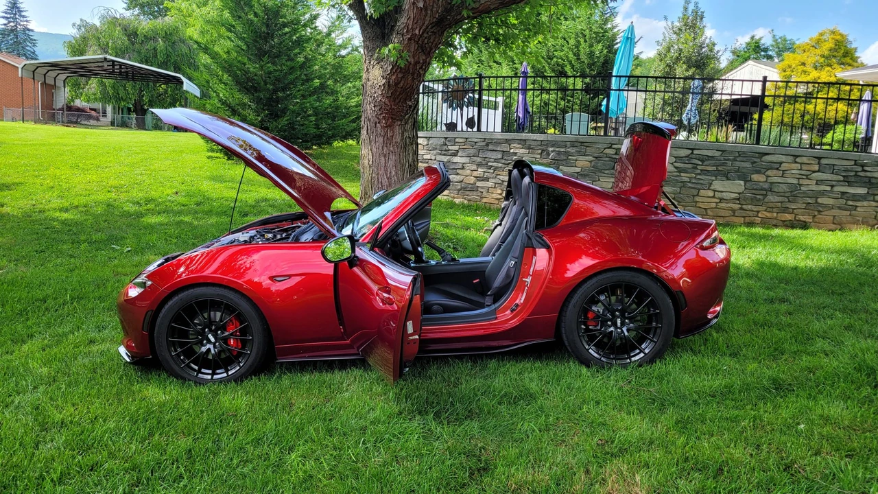 2018 Mazda ND MX-5 Miata - Image 29 of 31