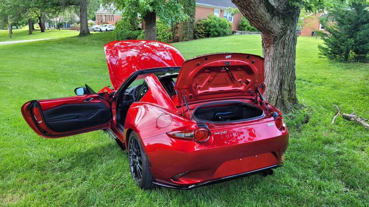 2018 Mazda ND MX-5 Miata - Image 30 of 31