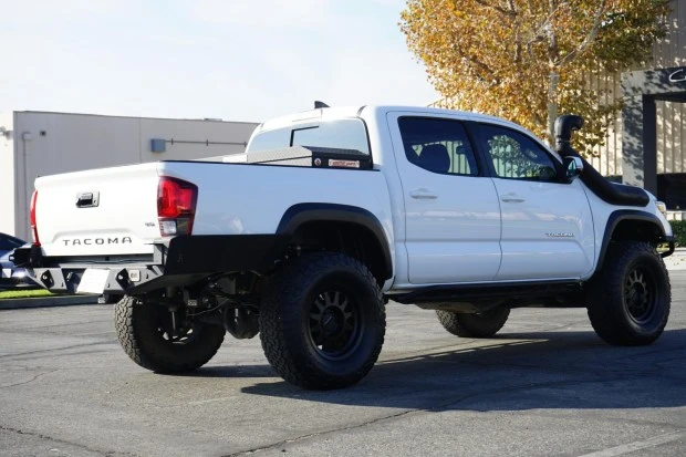 2018 Toyota Tacoma 3rd Gen - Image 2 of 7