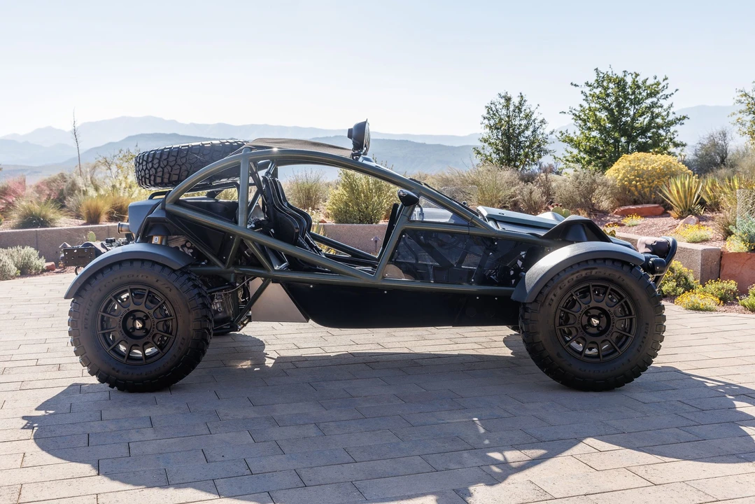 2019 Ariel - Image 7 of 31