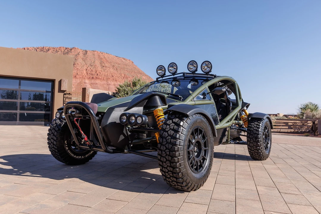 2019 Ariel - Image 10 of 31